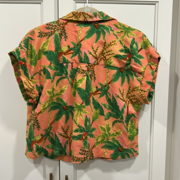 Tropical Top - Picture 3 of 9